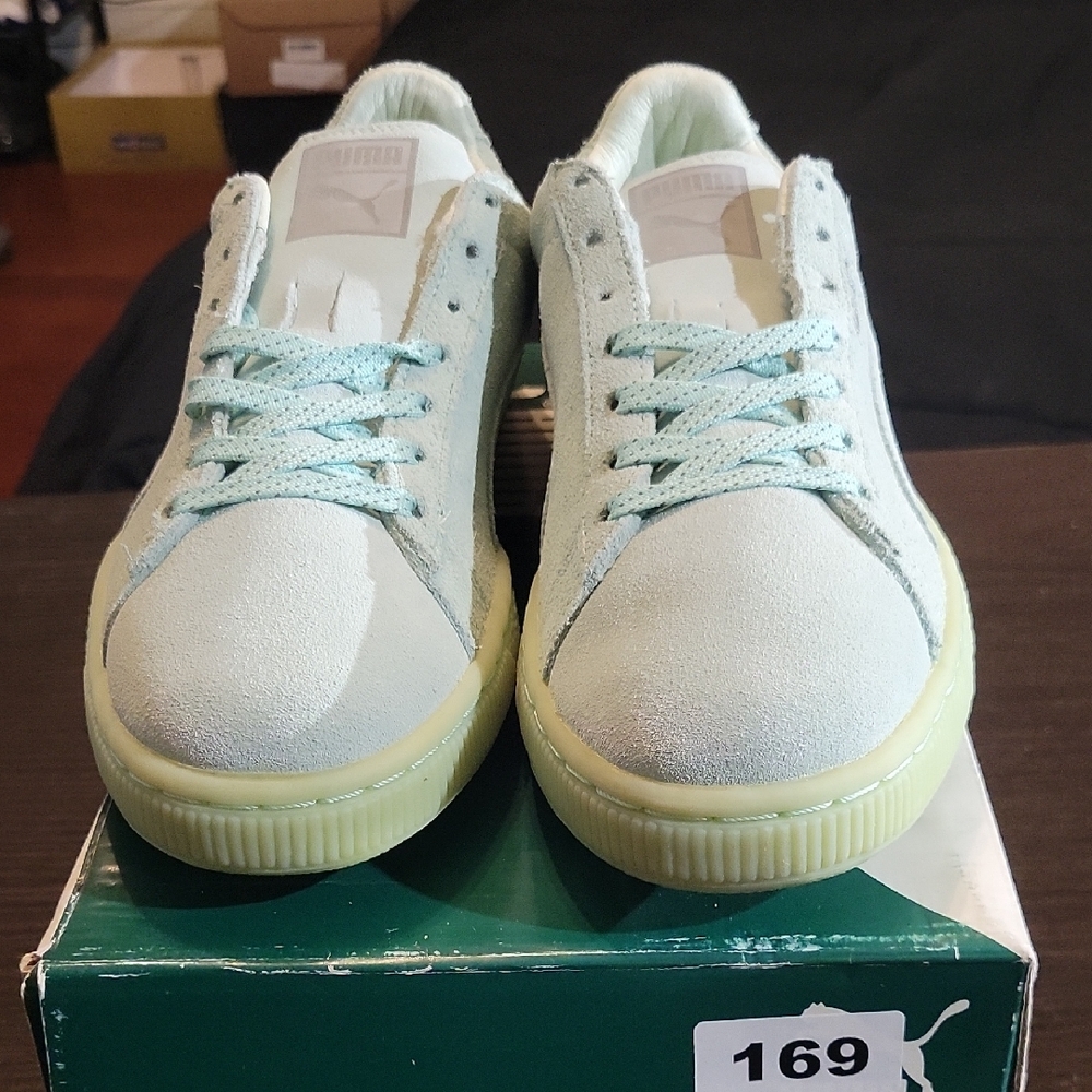 Puma Suede Classic Mono "Peppermint Green" (2018) W10/M8.5 NEW W/OG BOX - Picture 4 of 11